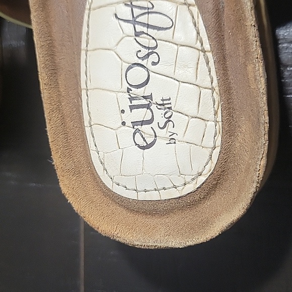 Euro Soft by Sofft Cream Crocodile Sandals Women's Size 8M - Picture 7 of 9
